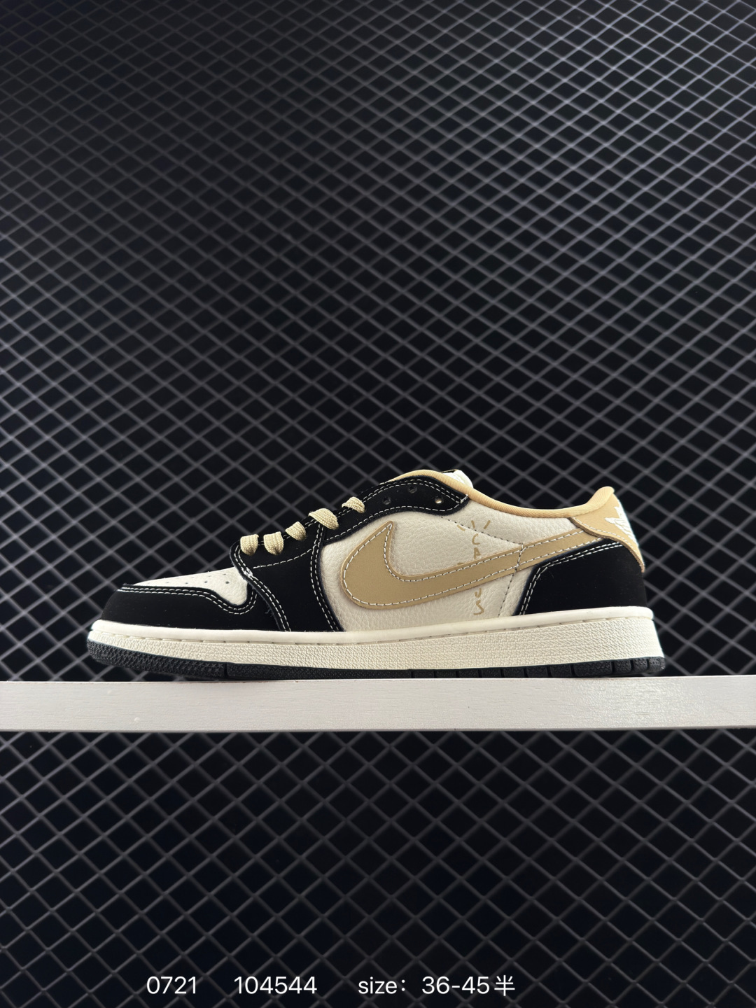 Nike Air Jordan 1 x Travis Scott